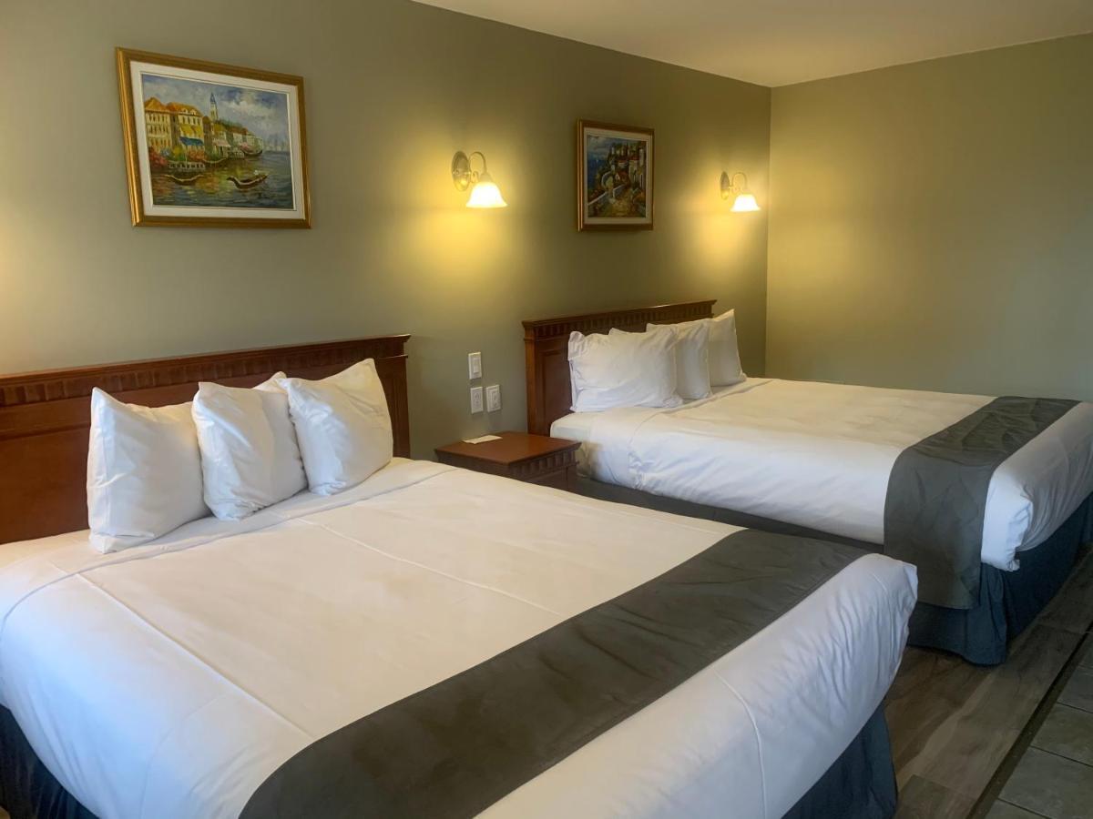 Hotel And Suites Les Laurentides Saint-Sauveur Экстерьер фото