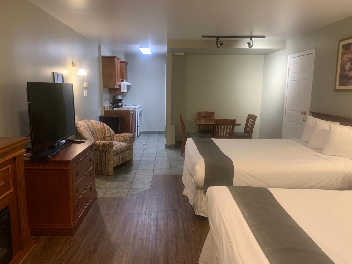 Hotel And Suites Les Laurentides Saint-Sauveur Экстерьер фото
