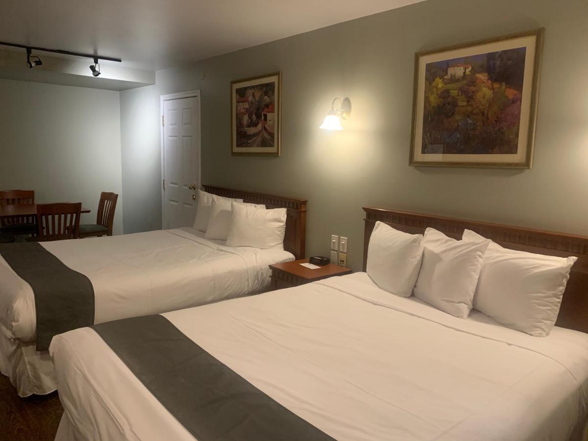 Hotel And Suites Les Laurentides Saint-Sauveur Экстерьер фото